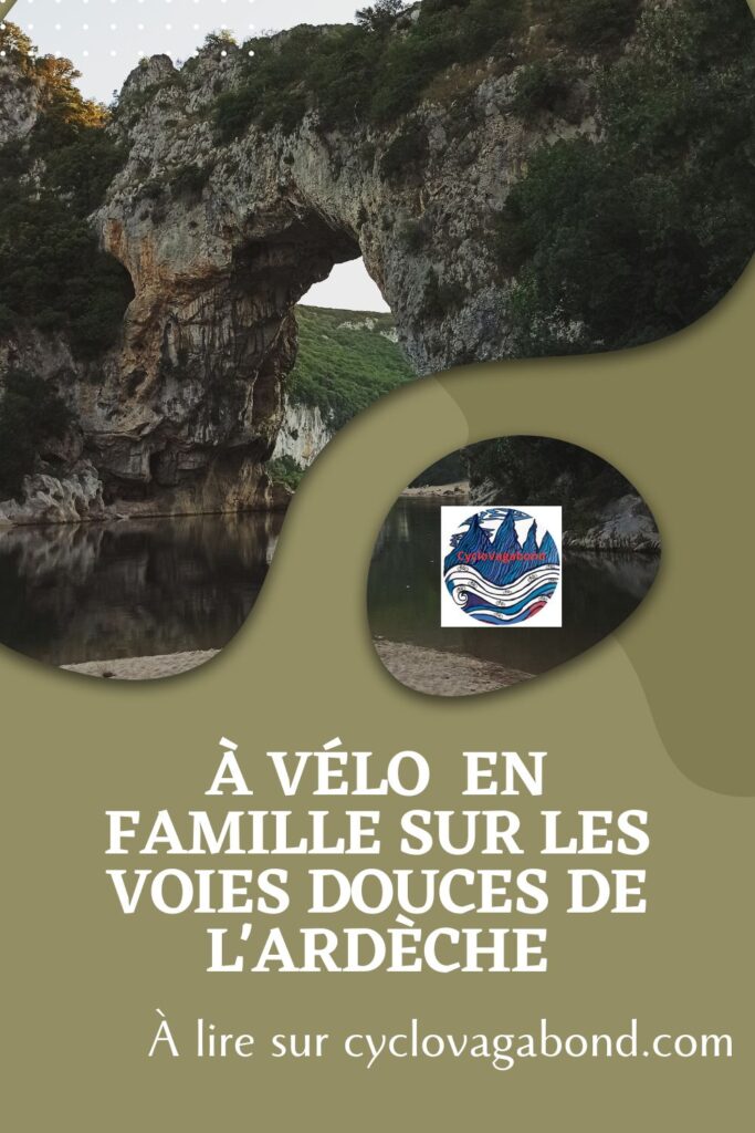 Et si vous partiez en vacances à vélo en famille sur les voies douces de l'Ardèche ? Nos meilleurs itinéraires à retrouver dans cet article !