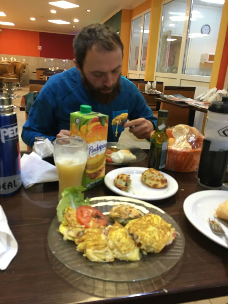mangiare in argentina sulla ruta 40 in bici