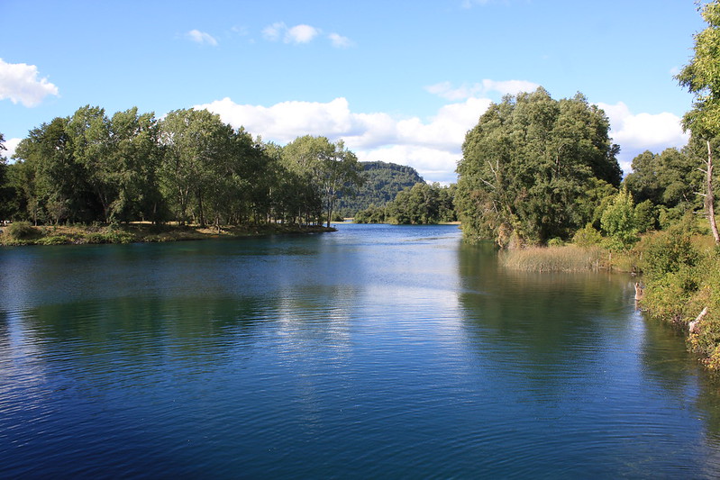 Lago Pullinque nella regione di los lagos in cile