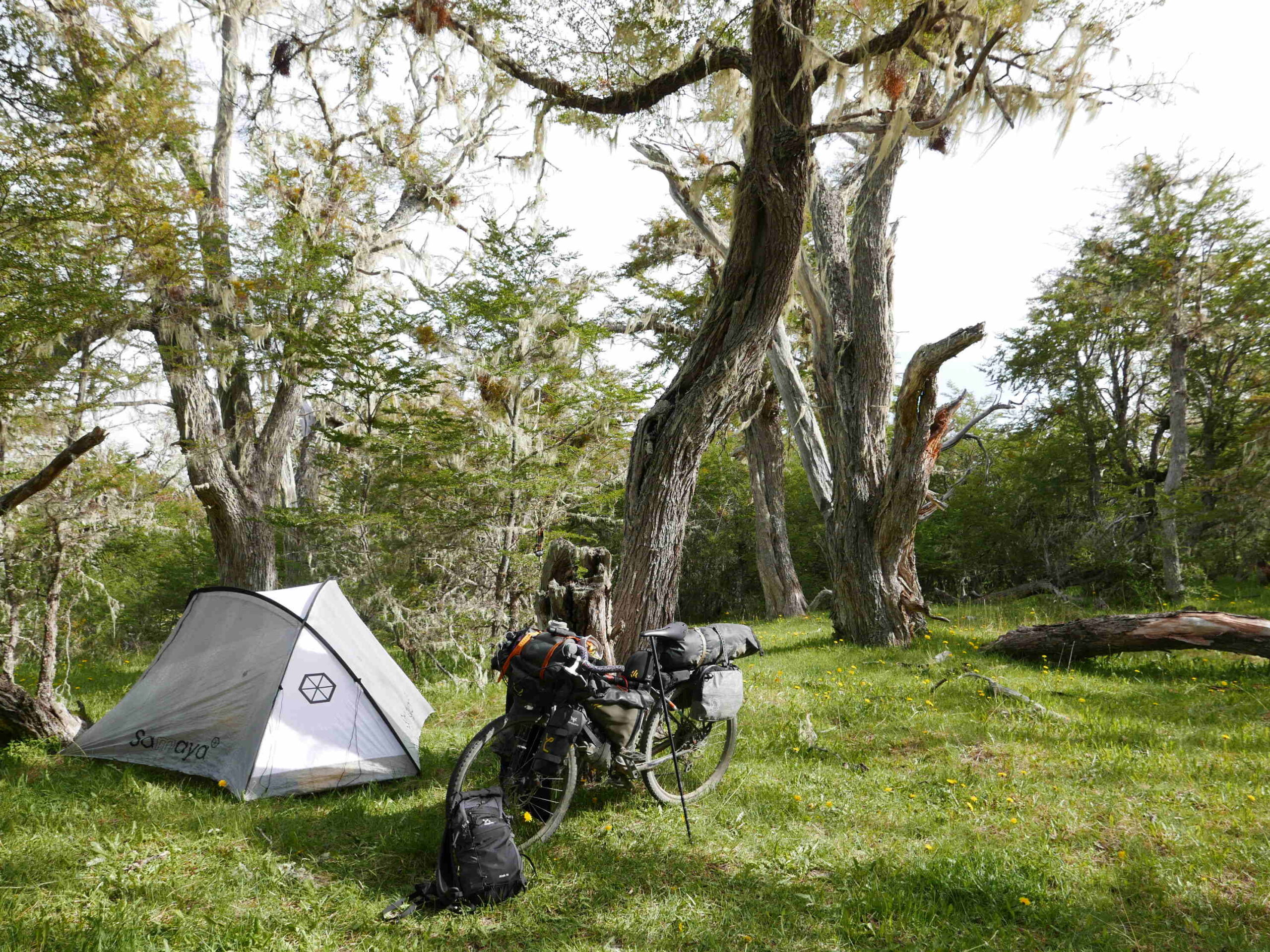 bivacco in patagonia in bici