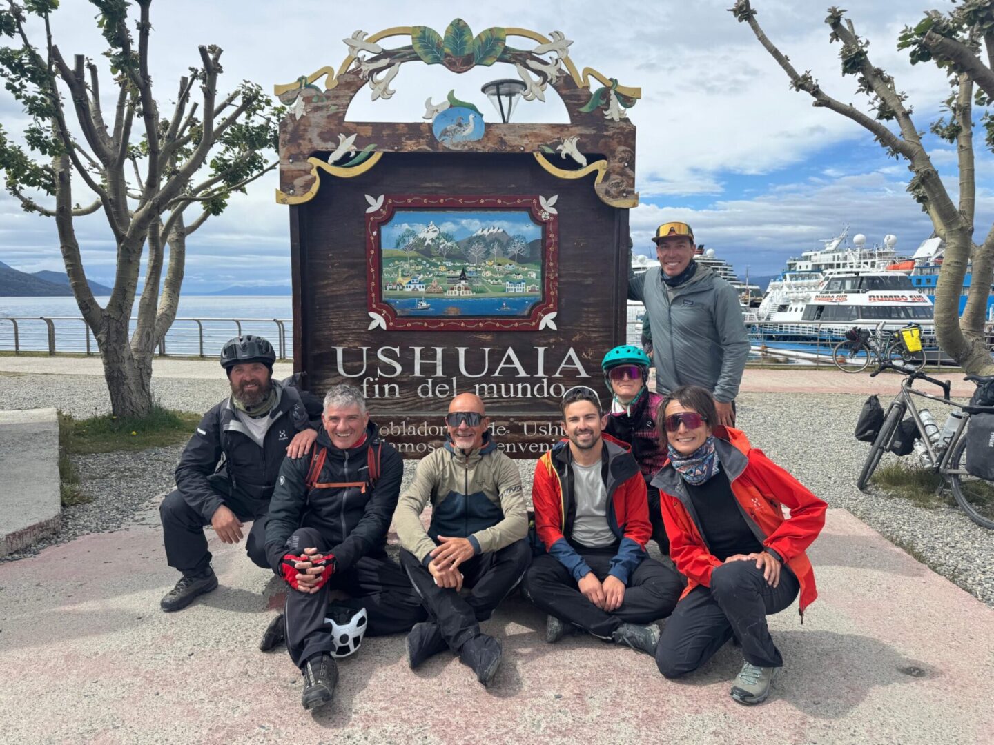 viaggi in bici organizzati gruppo di viaggiatori con cyclovagabond